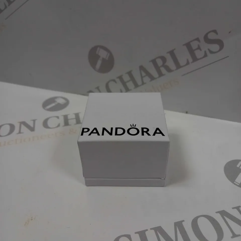 BOXED PANDORA HEART CHARM