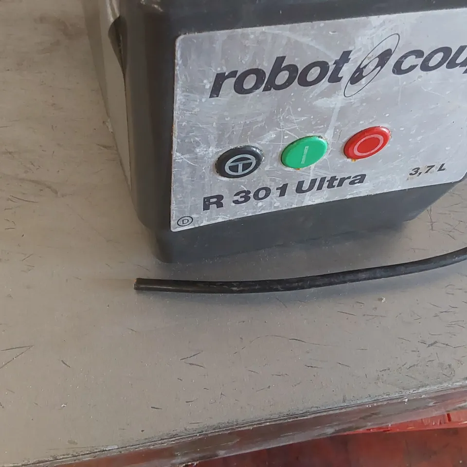 ROBOT COUPE R301 ULTRA FOOD PROCESSOR