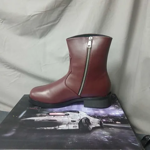 KOI THE LOYALIST MEN'S BOOTS – BURGUNDY, UK9 (EU43)