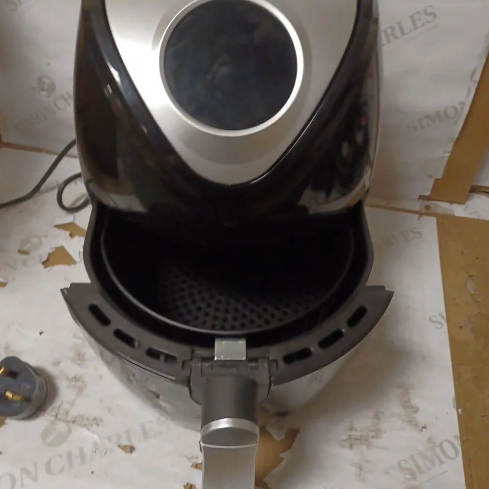 SALTER EK4221 DIGITAL HOT AIR FRYER