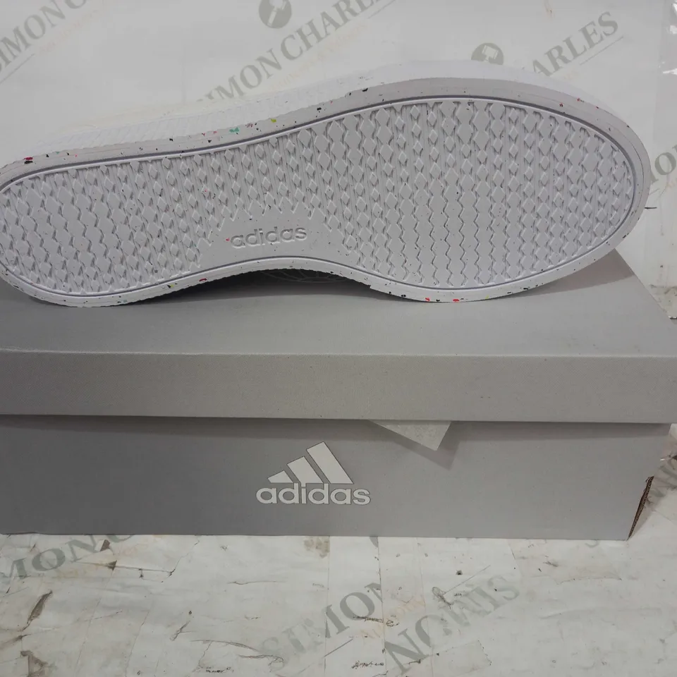 BOXED PAIR OF ADIDAS DAILY 3.0 ECO SHOES IN WHITE UK SIZE 12