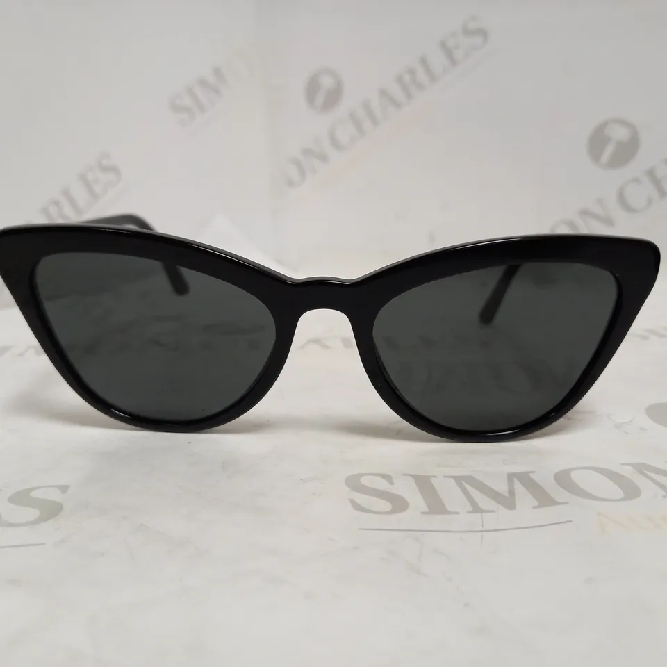 PRADA CAT EYE SUNGLASSES - BLACK RRP £269.99