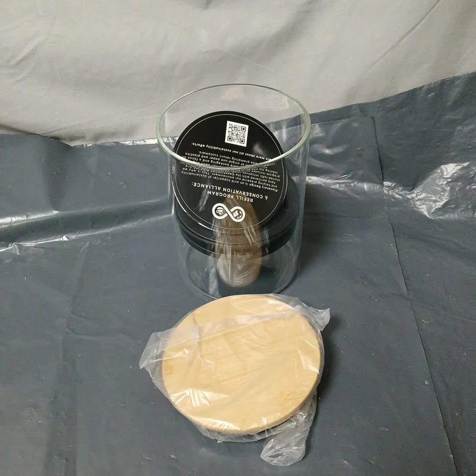 AIRSCAPE MEDIUM GLASS CONTAINTER BOXED