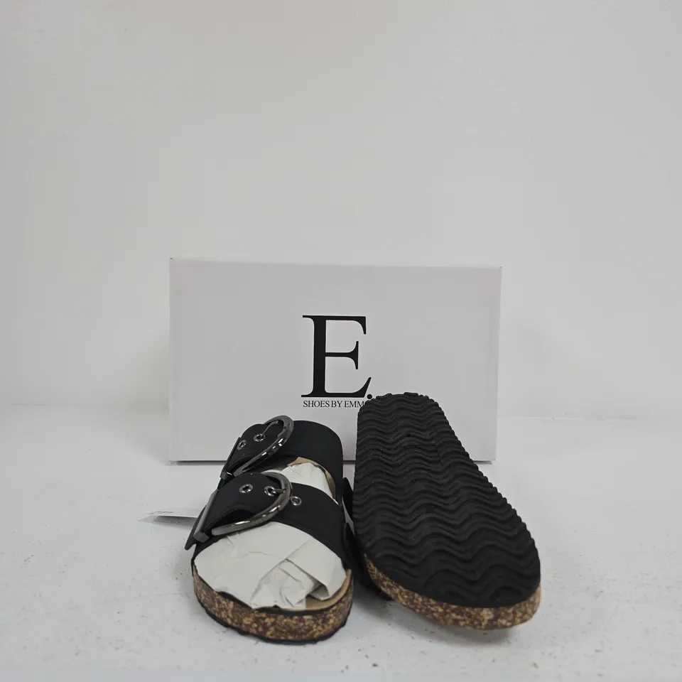 E. SHOES BY EMMA BLACK SANDALS WITH CORK FOOTBED, DOUBLE BUCKLE STRAPS SIZE 4