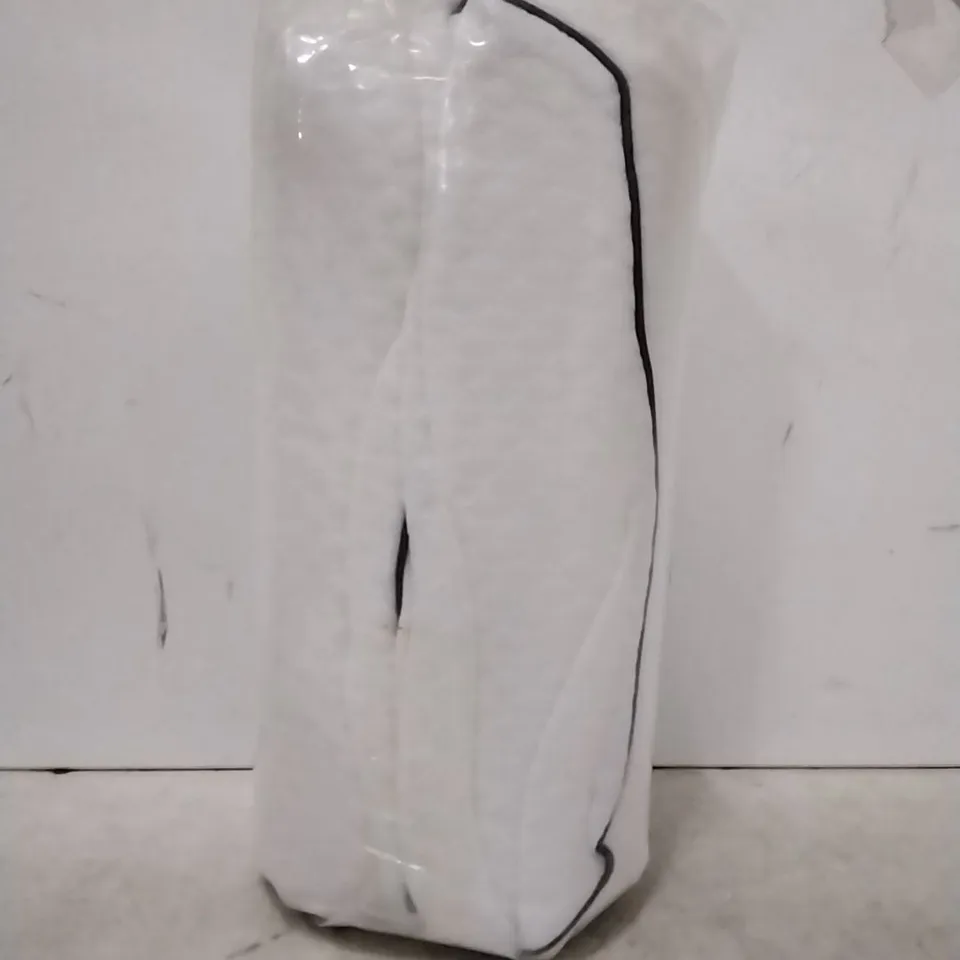 MEMORY FOAM MEDIUM SUPPORT PILLOW 