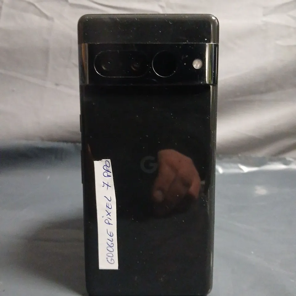 GOOGLE PIXEL 7 PRO SMARTPHONE – BLACK