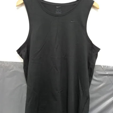 NIKE MENS EMBROIDED LOGO VESTIN BLACK - SMALL