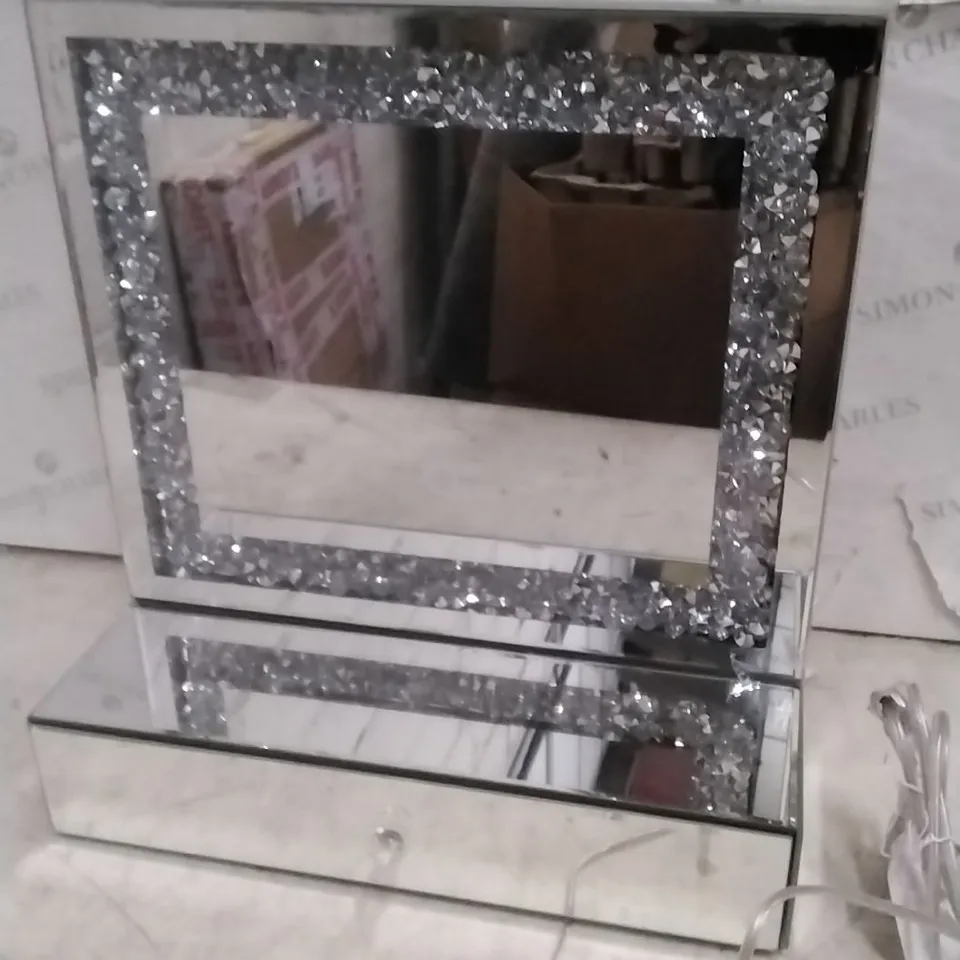 BOXED JULIEN MACDONALD LIGHT UP ENCAPSULATED CRYSTAL DRESSING TABLE MIRROR