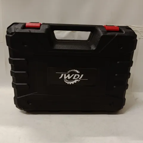 CORDLESS PRESSURE WASHER KIT IN CASE