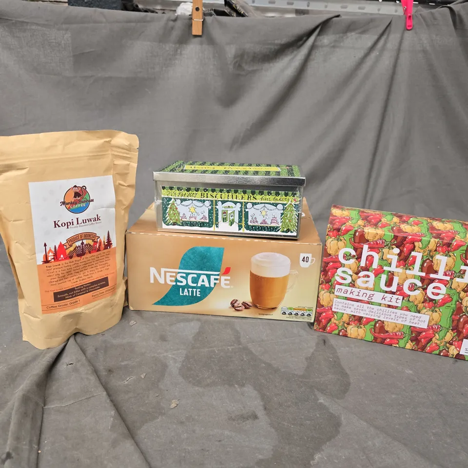 APPROXIMATELY 6 ASSORTED FOOD & DRINKS ITEMS TO INCLUDE CHILLI SAUCE MAKING KIT, VANILLA ICED BISCUITS, NESCAFE LATTE, ETC