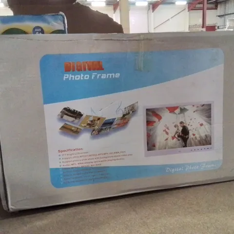 BOXED DIGITAL PHOTO FRAME