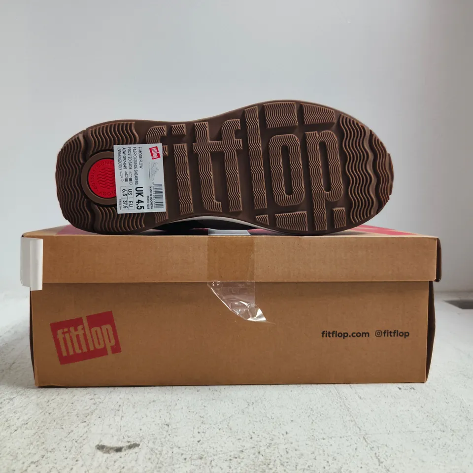 BOXED PAIR OF FITFLOP F-MODE FLOW FABRIC/SUEDE TRAINERS IN FROSTED SAGE SIZE UK 4.5