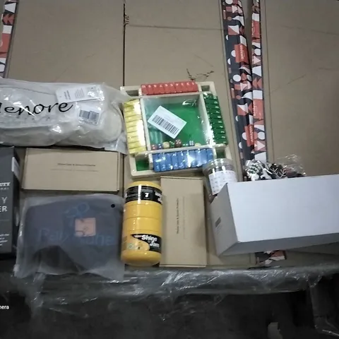 PALLET OF ASSORTED ITEMS INCLUDING SALONBEAUTY MISTY SPRAYER, SHINE N JAM, PHONE CASE AND SCREEN, PAIXRUHE BEANIE, KIDS BOARD GAME, MINI BUTTERFLY HAIR CLIPS