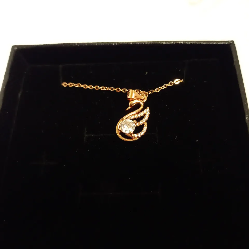 BEST WISHES SWAN NECKLACE