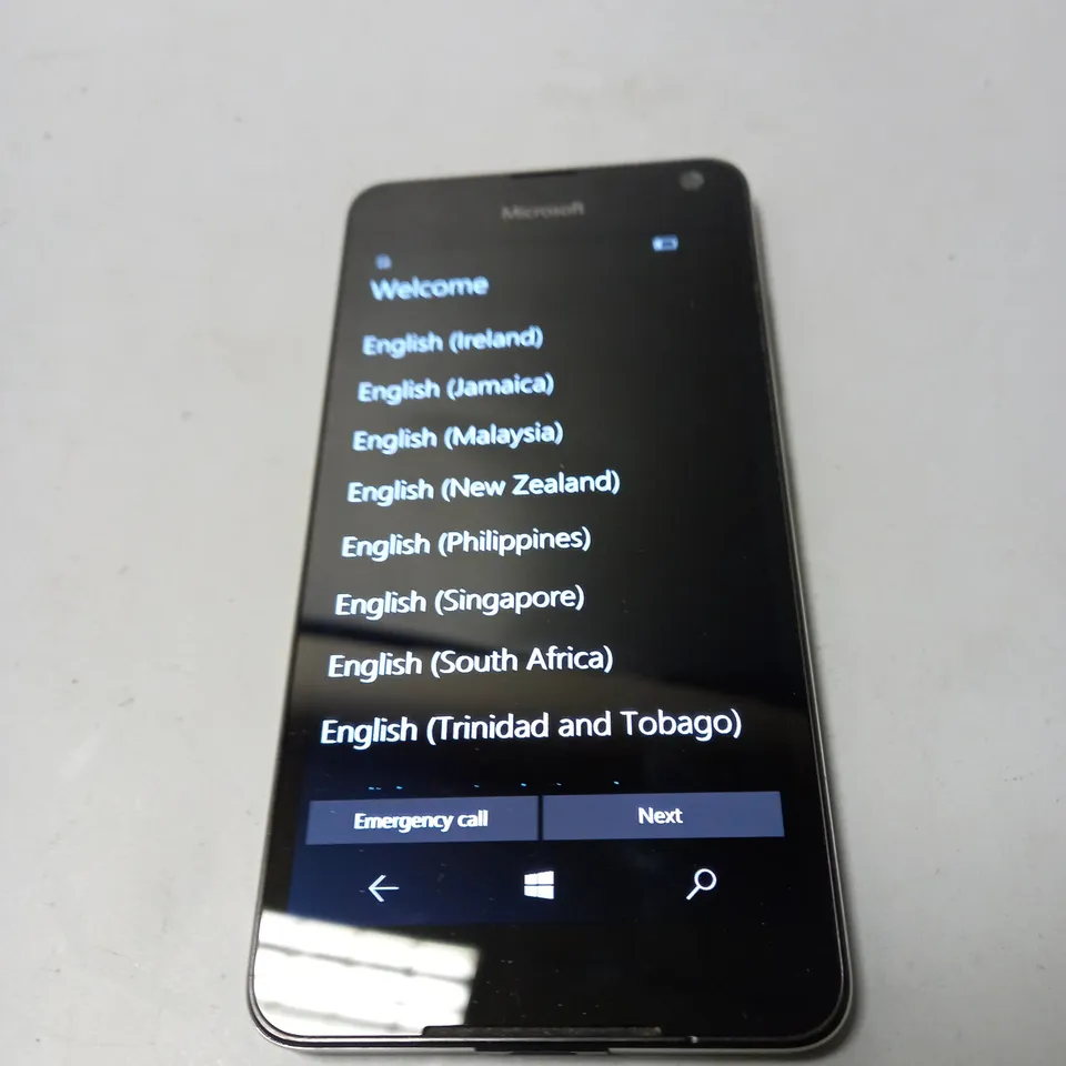 NOKIA LUMIA 