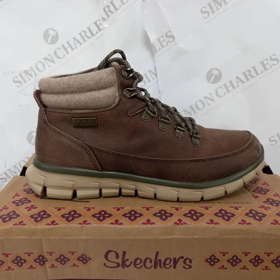 SKECHERS WARM BOOTS-BROWN SIZE 4.5