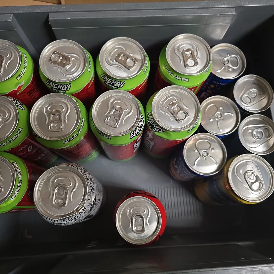 APPROXIMATELY 15 ASSORTED DRINKS TO INCLUDE GHOST CHERRY LIMEADE, MONSTER ULTRA, COCA COLA ZER, ETC - COLLECTION ONLY