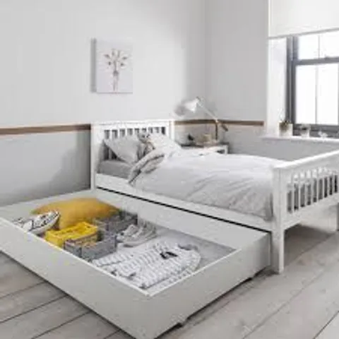 BOXED NOA & NANI OLAF TRUNDLE - WHITE