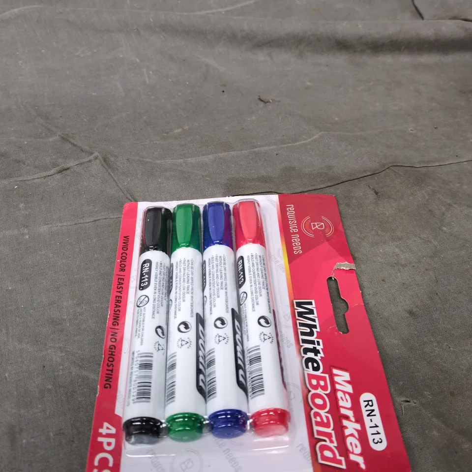 APPROXIMATELY 15 ASSORTED HOUSEHOLD ITEMS INCLUDING MOUSE GLUE TRAPS , LINT ROLLER AND WHITE BOARD MARKERS 