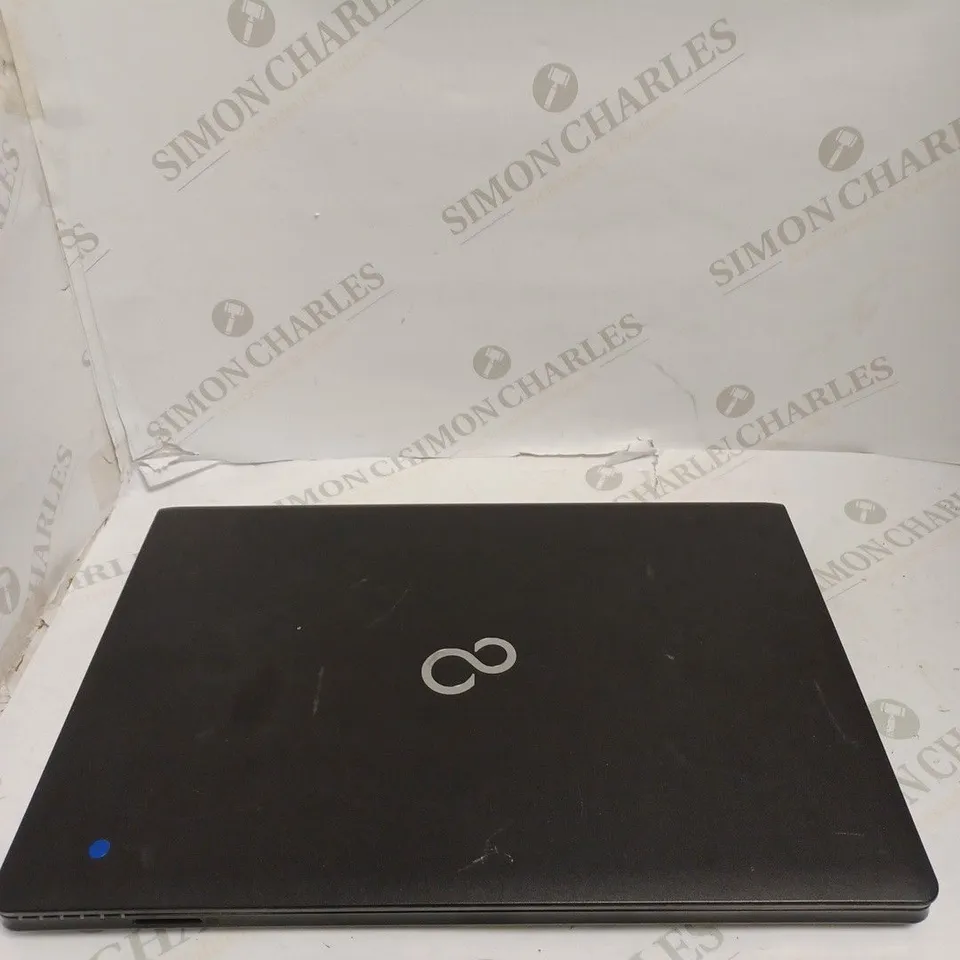 FUJITSU LIFEBOOK A555 LAPTOP 