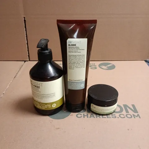 BOX OF APPROXIMATELY 8 INSIGHT HAIRCARE PRODUCTS TO INCLUDE HAIR MASK, ELASTIC MOULDING WAX AND HYDRATING SHAMPOO 