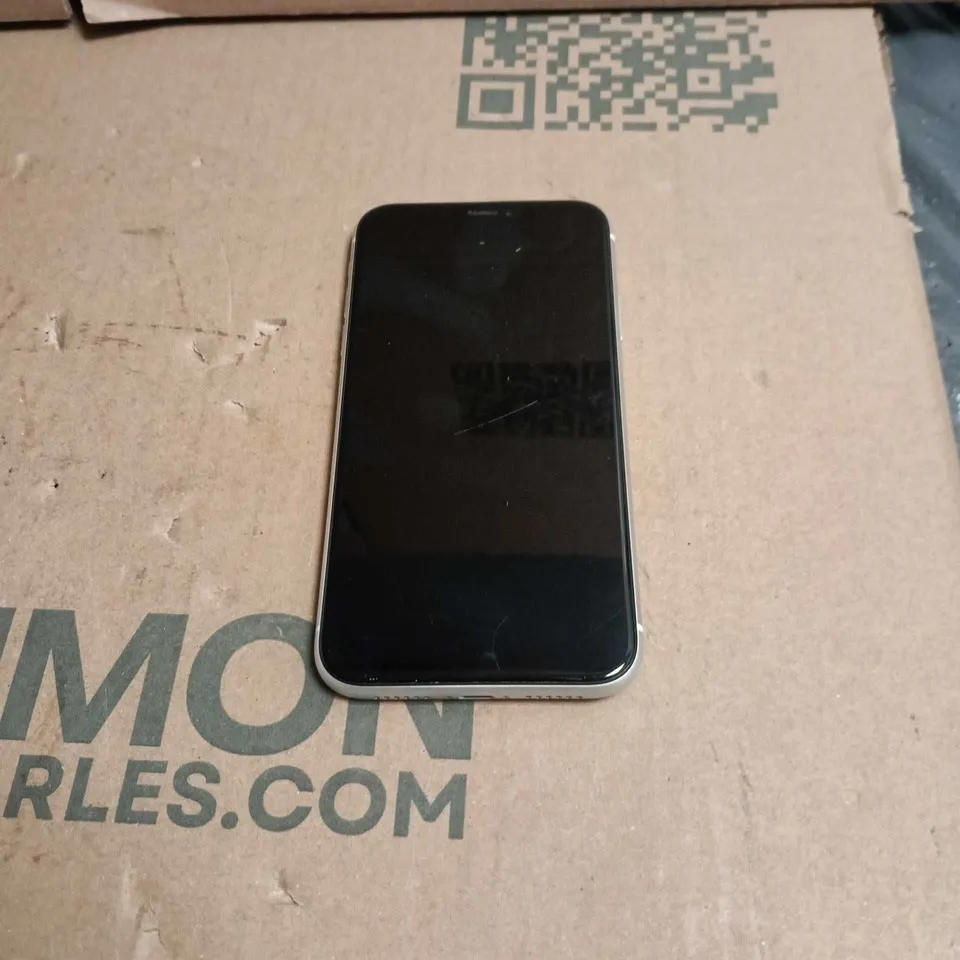 APPLE IPHONE XR 64GB – WHITE (BOXED)