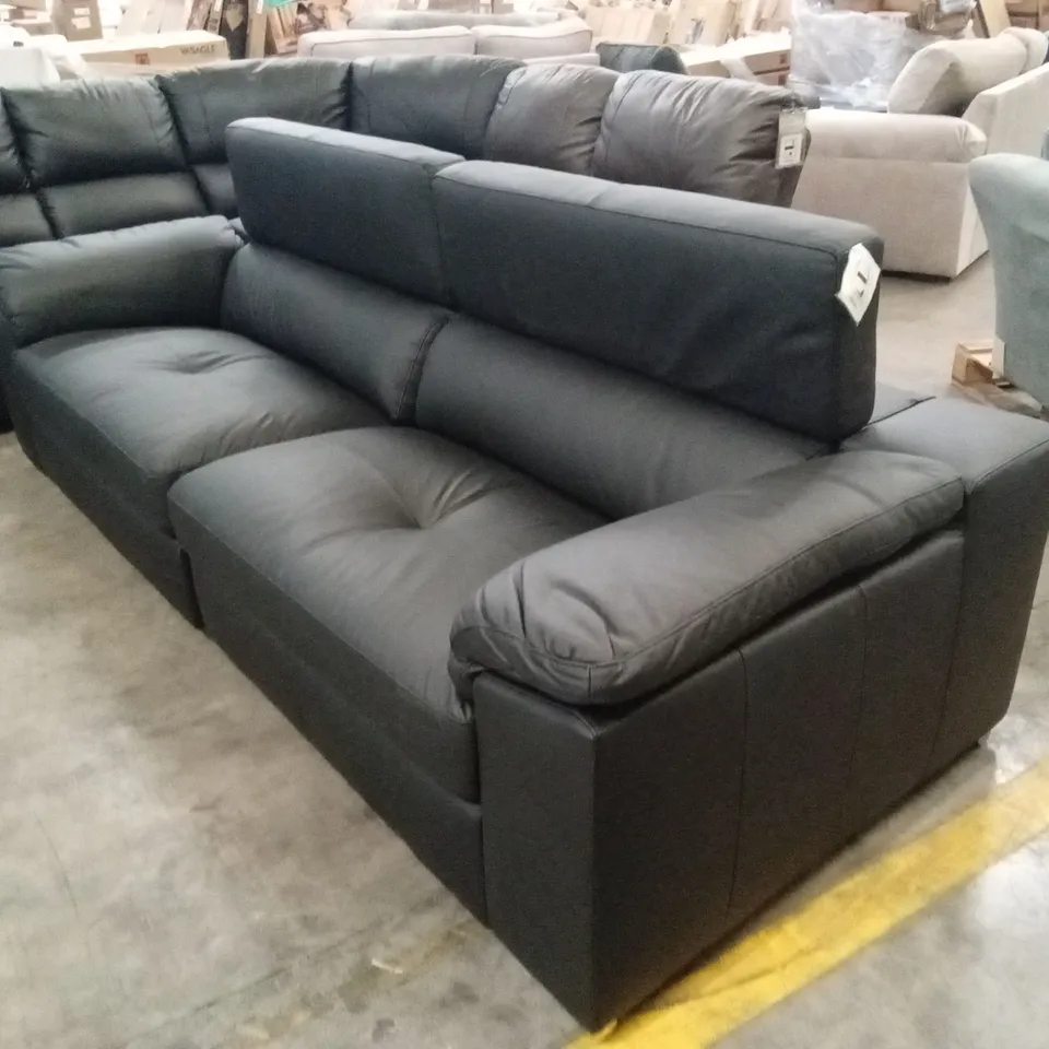 DESIGNER 4 SEATER BLACK LEATHER SOFA WITH ADJUSTABLE HEADREST