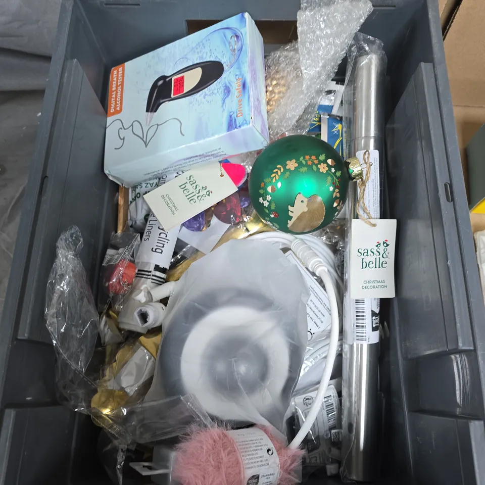 APPROXIMATELY 15 ASSORTED HOUSEHOLD PRODUCTS TO INCLUDE POST-IT NOTES, BREATHALYSER, COTTER PINS  