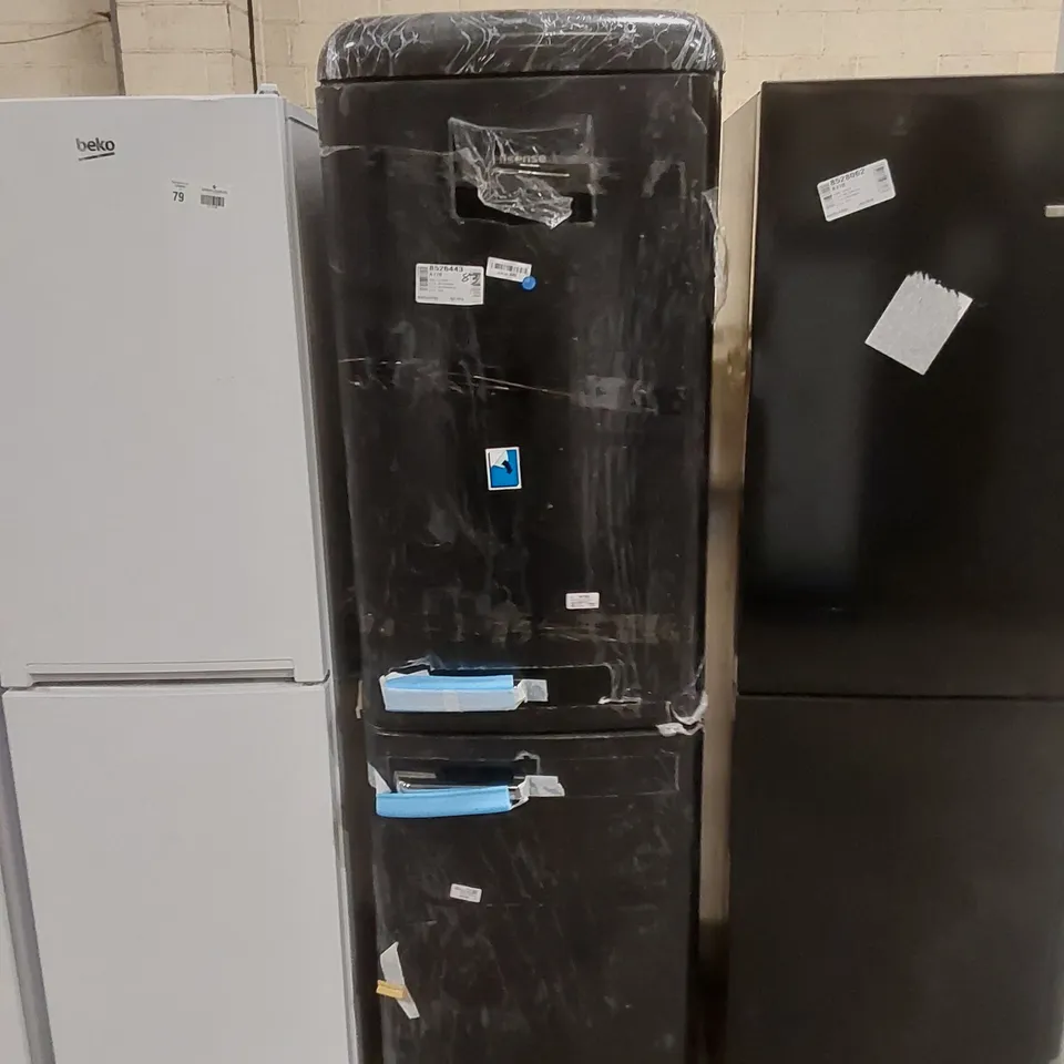 HISENSE RETRO RB390N4RBDUK 194cm HIGH 60/40 FROST FREE FRIDGE FREEZER BLACK - UNPROCESSED RAW RETURN