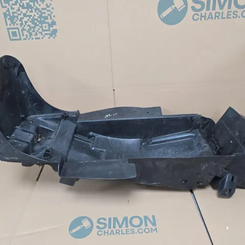 HONDA VFR750F REAR FENDER PB257