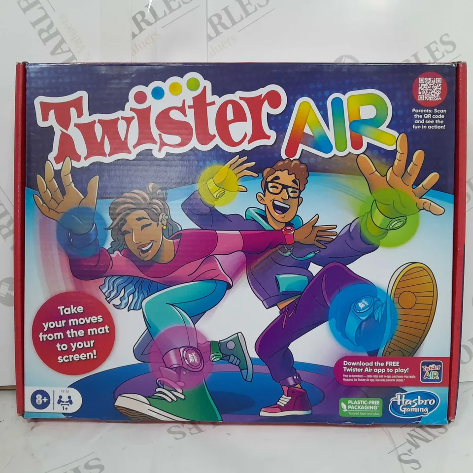 BOXED HASBRO TWISTER AIR RRP £25