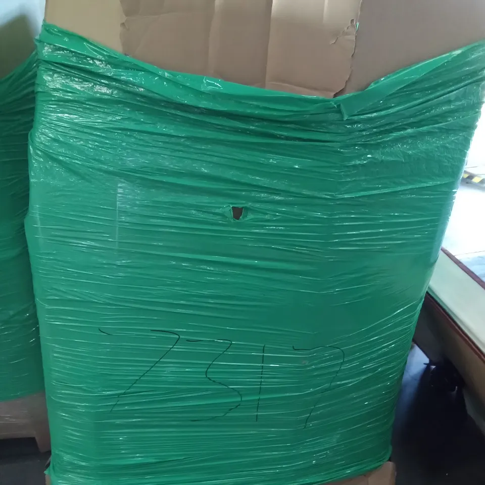 PALLET OF ASSORTED ITEMS INCLUDING JOISCAPE, AUDECOOK HOTPOT & BBQ 2-IN-1, M-DESIGN CABINET BINS, FONDAY FOOD STORAGE BAGS, M-DESIGN CLEAR LINUS BINS