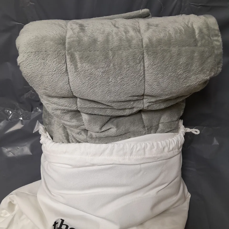 BOXED THE OODIE WEIGHTED BLANKET IN GREY