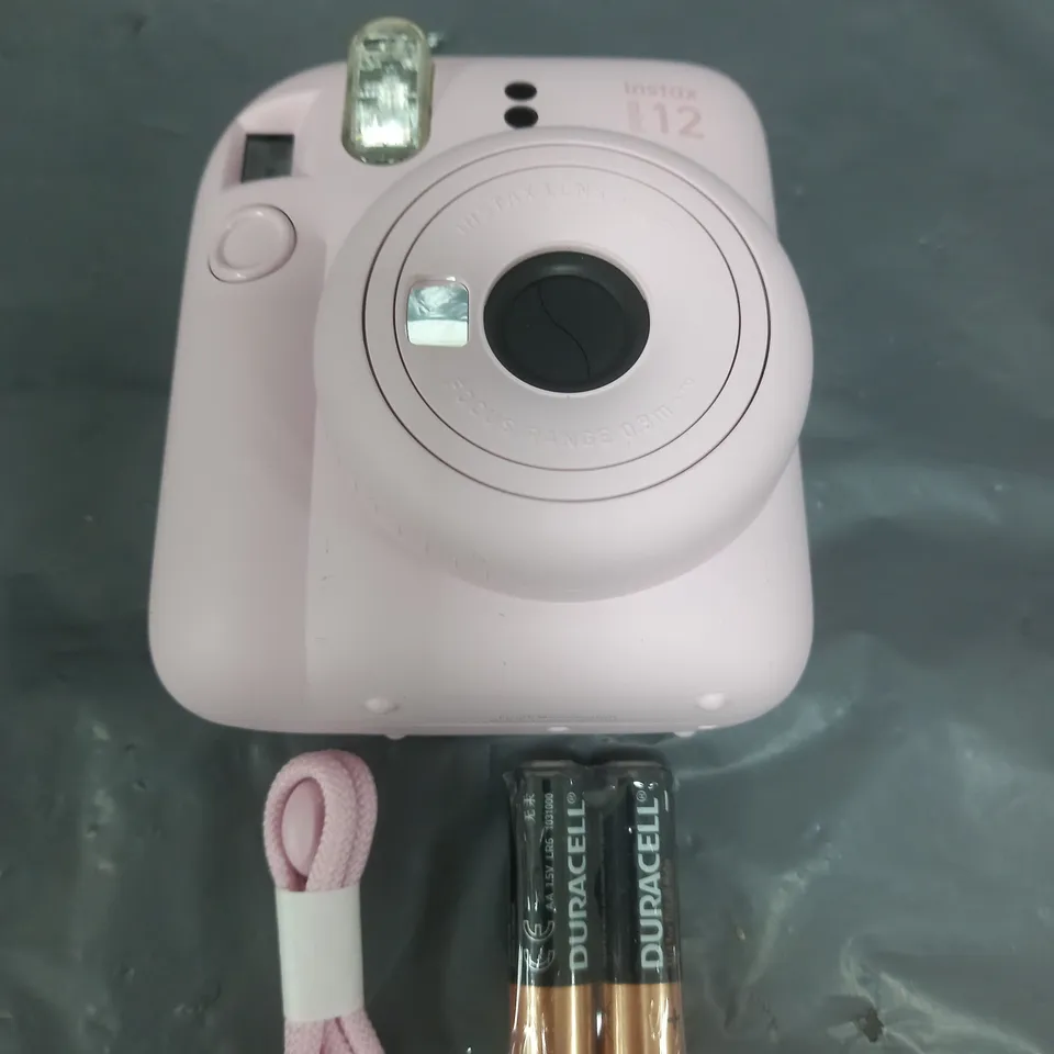 BOXED FUJIFILM INSTANT MINI 12 INSTANT CAMERA RRP £79.99