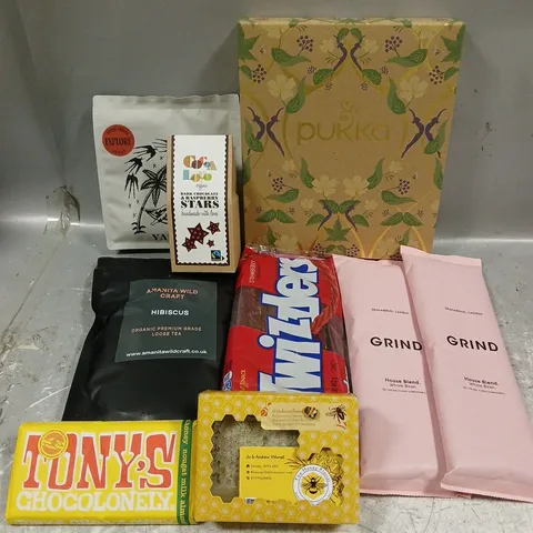 APPROXIMATELY 12 ASSORTED FOOD & DRINK ITEMS TO INCLUDE - GRIND COFFEE BEANS - TONYS CHOCOLONELY - STRAWBERRY TWIZZLERS - ETC