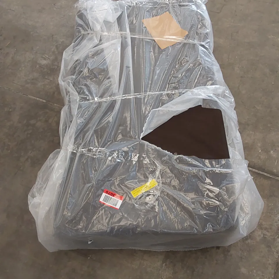 QUALITY BAGGED DULL SMALL DOUBLE 4' GUEST FOLDING FOAM MATTRESS 
