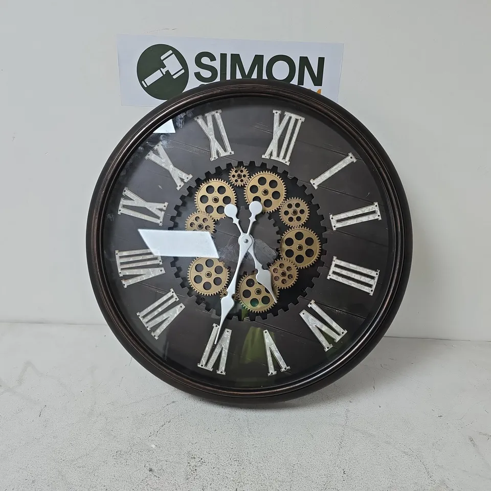 WALL CLOCK WITH EXPOSED GEAR MECHANISM