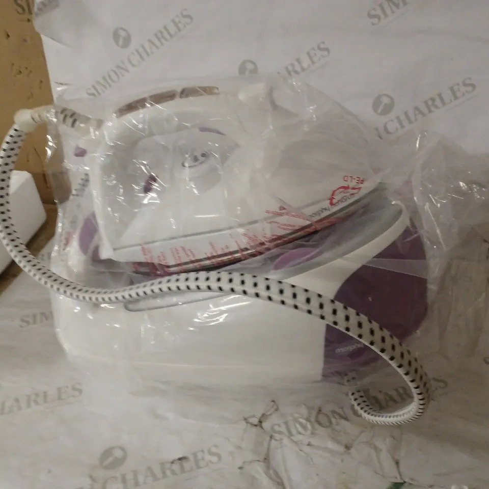 MORPHY RICHARDS JET STEAM GENERATOR IRON PINK/WHITE