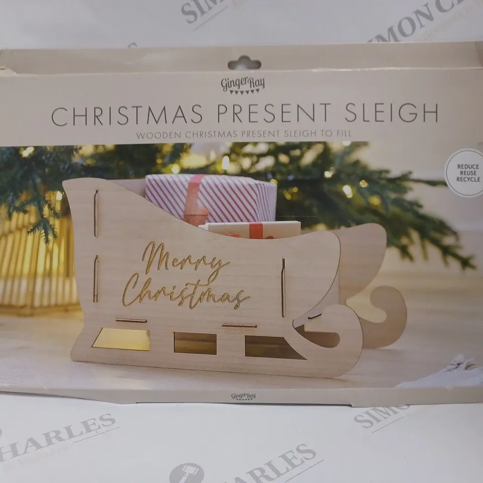 BOXED GINGER RAY WOODEN CHRISTMAS PRESENT SLEIGH RRP £14.99