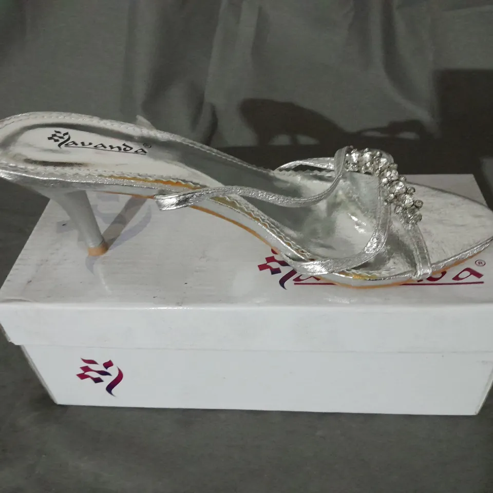 APPROXIMATELY 10 BOXED PAIRS OF LOW PROFILE  SILVER HIGH HEELS TO INCLUDE SIZE 6