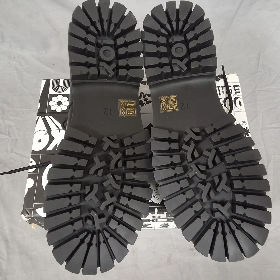 BOXED KOI THE CORRUPTER MEN'S SQUARE TOE SHOES IN BLACK - UK 12