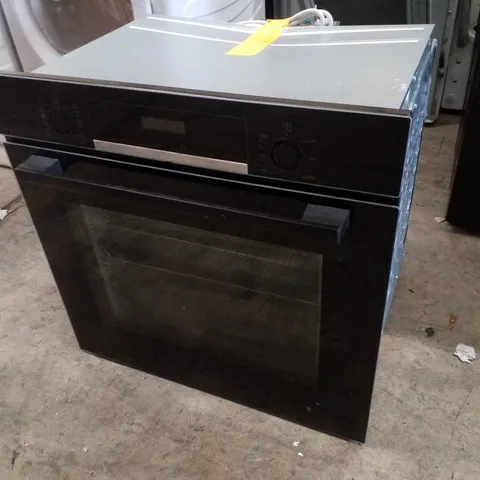 BOSCH HQA574BB3B SERIES 4 BUILT IN ADDED STEAM PYROLYTIC SINGLE OVEN IN BLACK