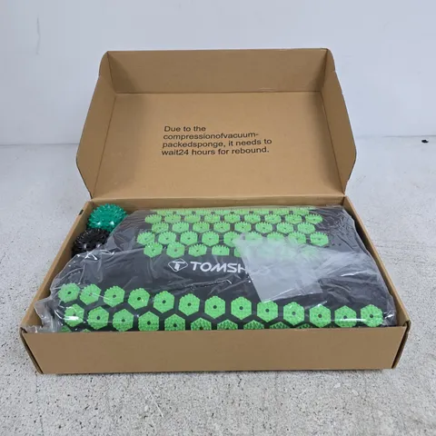 TOMSHOO ACUPRESSURE MASSAGE MAT WITH GREEN STUDS