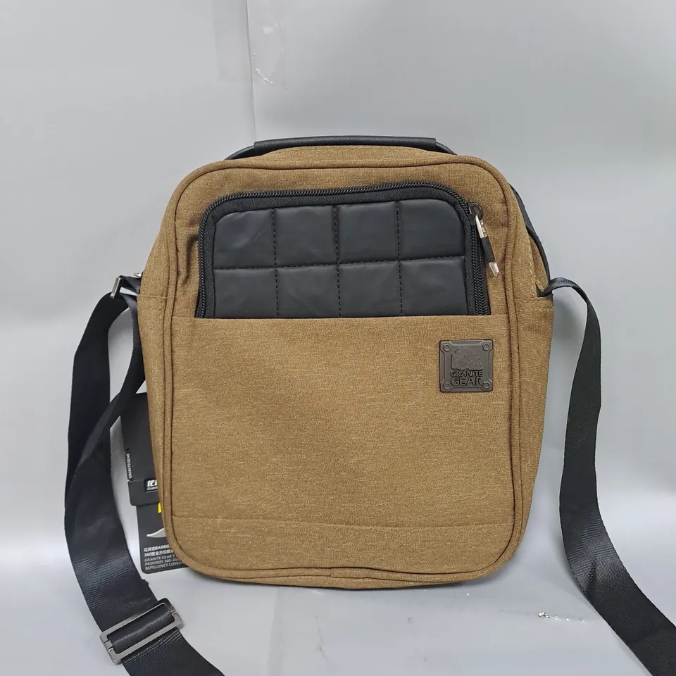 MENS GRANITE GEAR CROSS BODY BAG