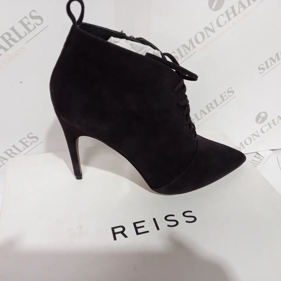 BOXED REISS SUEDE CHOCOLATE BOOT HEELS - SIZE 6