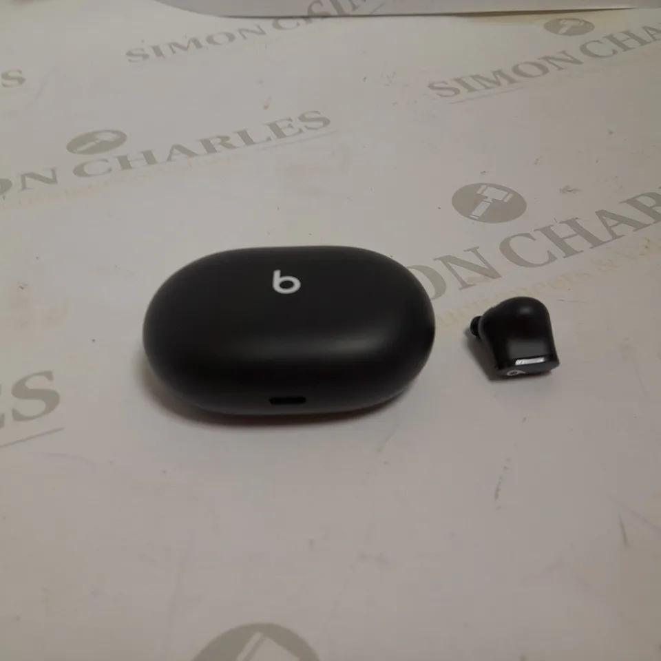 BEATS STUDIO BUDS – TRUE WIRELESS NOISE CANCELLING EARBUDS