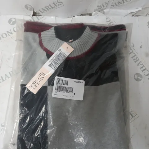 PACKAGED AND SEALED BADGLEY MISCHKA CREW NECK SWEATER