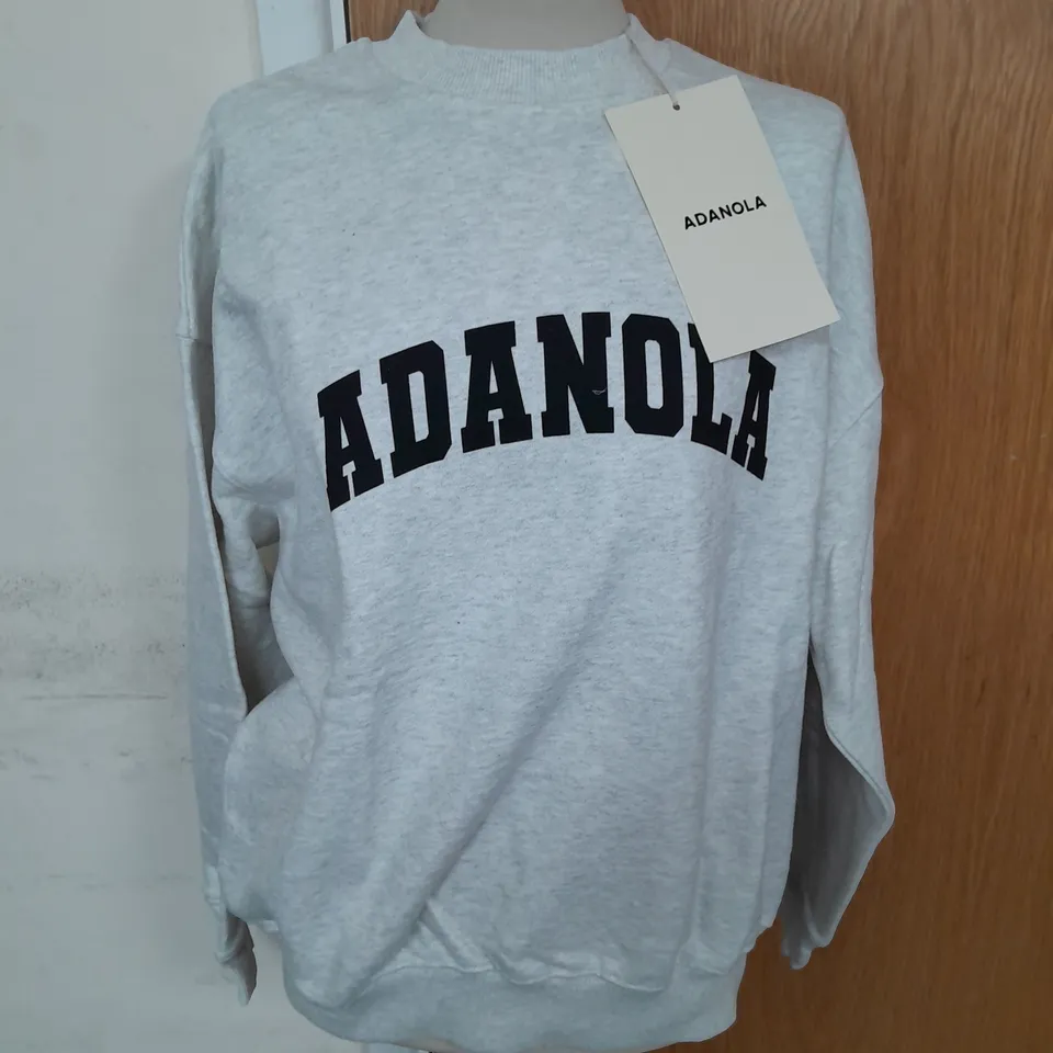 ADANOLA VARSITY OVERSIZED SWEATSHIRT IN LIGHT GREY SIZE XS