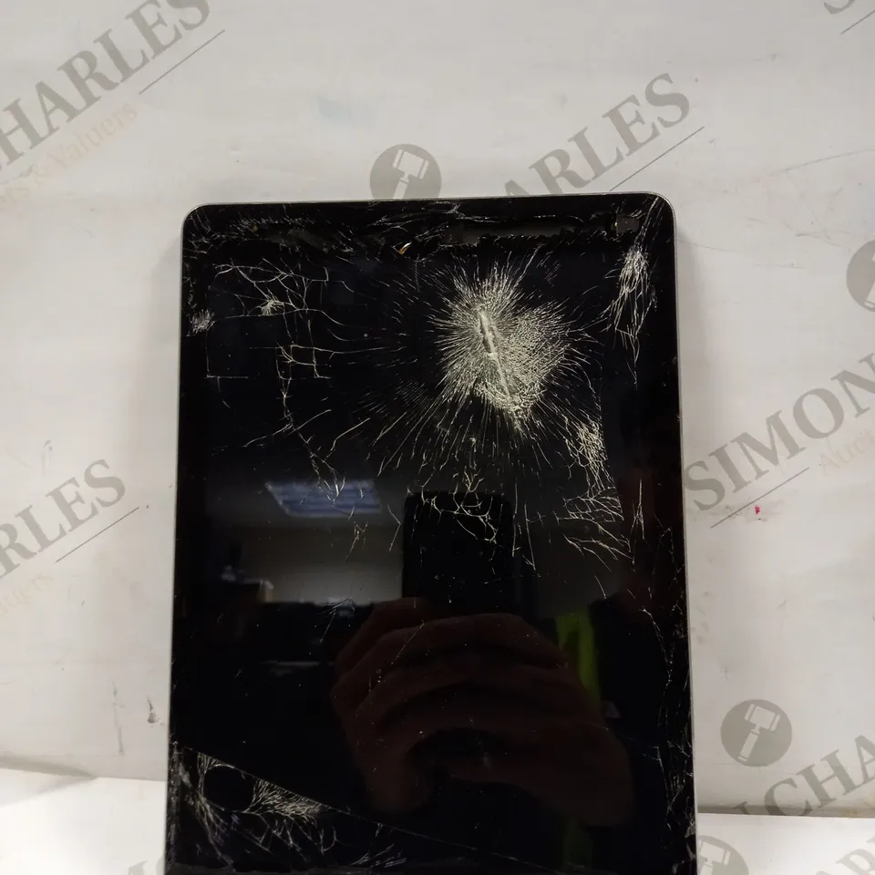 APPLE A1474 IPAD AIR 
