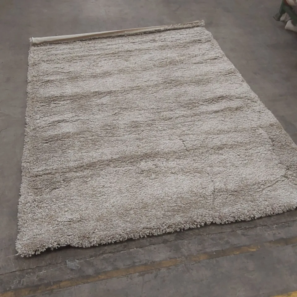 QUALITY DESIGNER AREA RUG - APPROXIMATELY 230 x 160cm